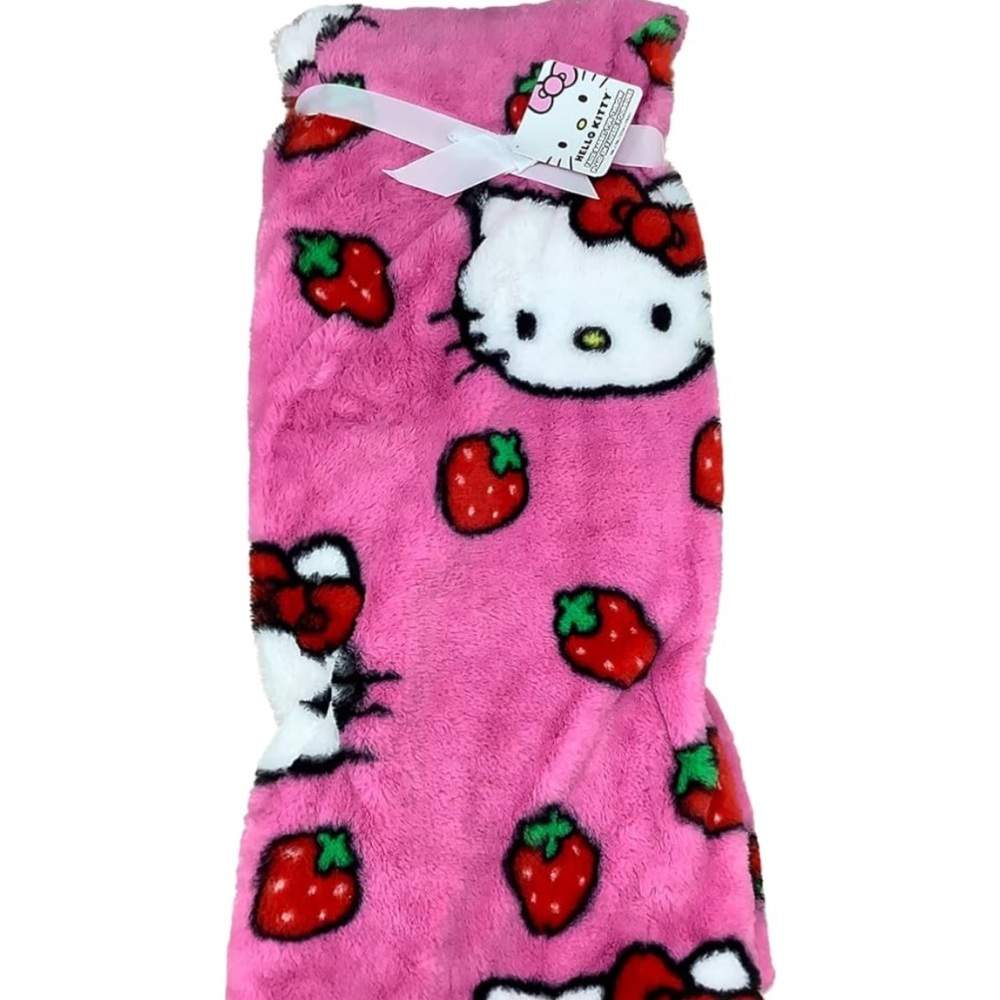 Hello Kitty Strawberry Throw Blanket